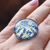 Blue Amber Engraved Christmas Round Shape Cabochons
